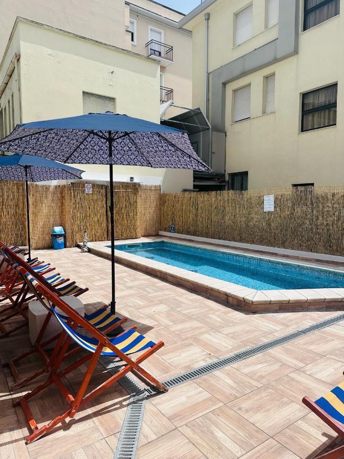 Hotel Adria Nuova Rimini Luaran gambar