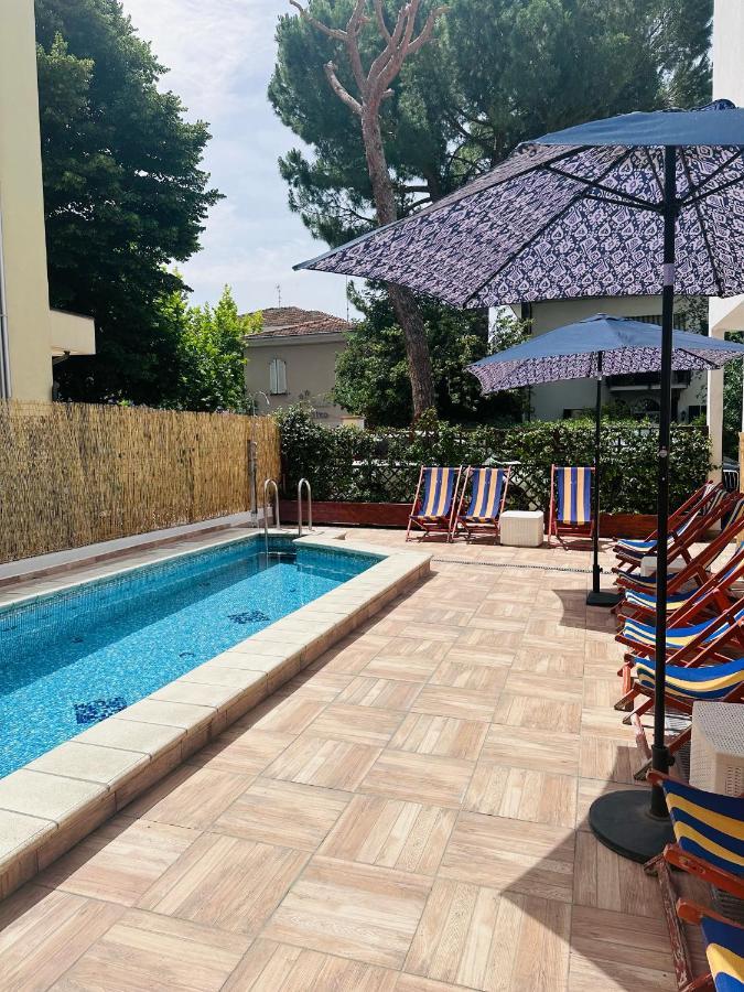 Hotel Adria Nuova Rimini Luaran gambar